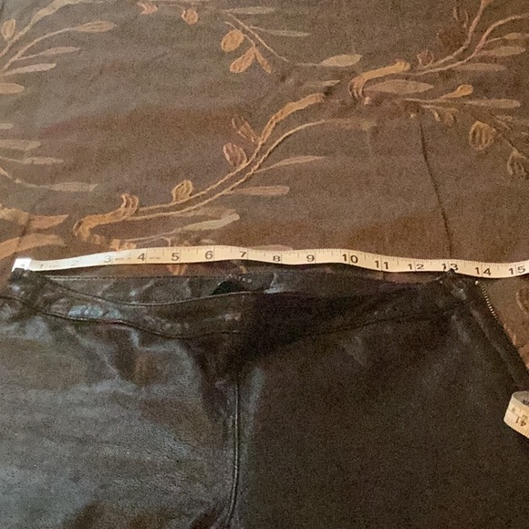 Like new leather pants - Picture 11 of 11